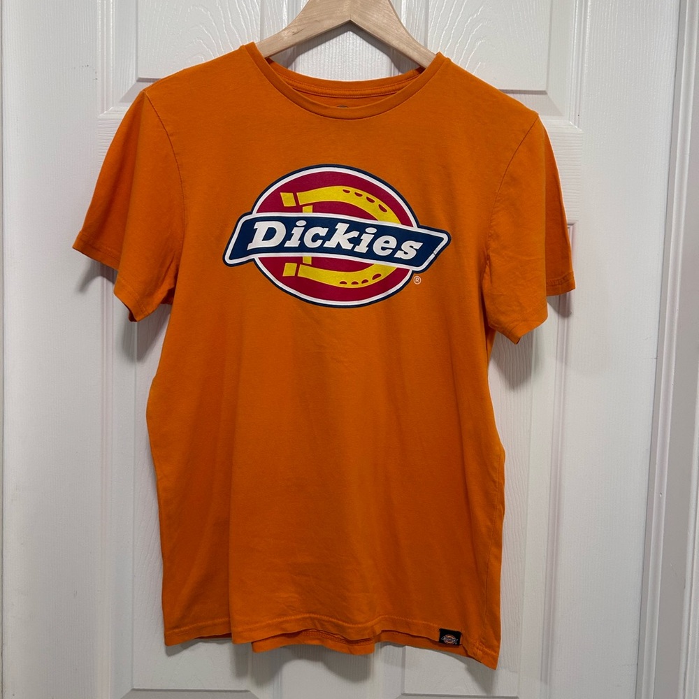 Dickies orange t shirt size Medium.